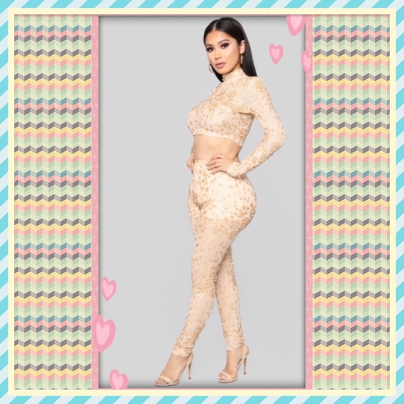 🎀Pearl Sequin 2piece🎀 - Picture 3 of 4